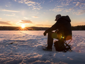 Fischer im Winter