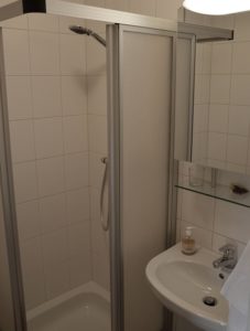 Mohnblumen Zimmer Dusche